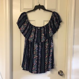 Old Navy floral top with ruffle, 2X, like new